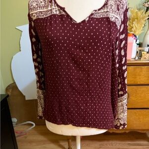 Women's Burgundy Paisley Top